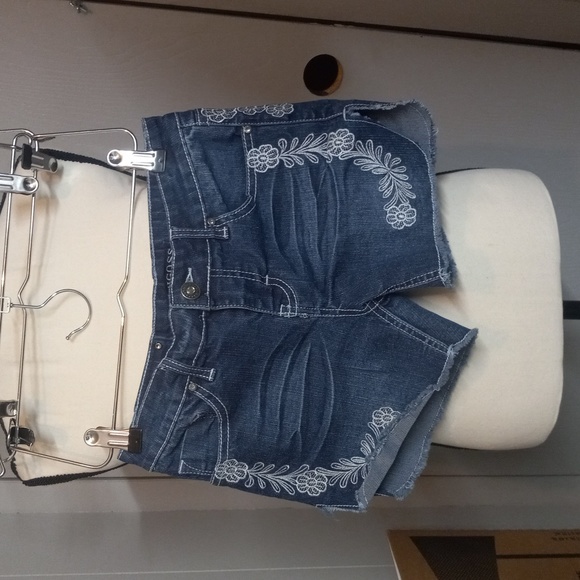 Vigoss Pants - VIGOSS Jean shorts